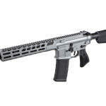 di tre quarti, la carabina semiautomatica sig sauer m400 Switchblade