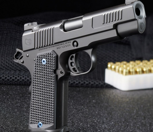 Nighthawk Delegate, la pistola custom per il porto occulto Nighthawk Delegate, la pistola custom per il porto occulto