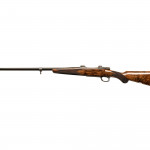 da sinistra, la carabina bolt-action in edizione limitata Rigby Highland Stalker Nile
