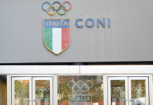 Controversia tra Fitav e Fidasc, chiesto intervento del Coni Controversia tra Fitav e Fidasc: ingresso del palazzo del Coni