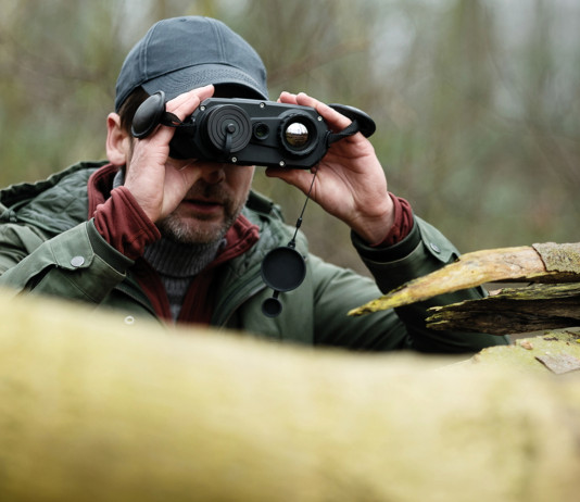 Hikmicro Bi-Spectrum, il binocolo militare e di controllo Hikmicro Bi-Spectrum, il binocolo militare e di controllo