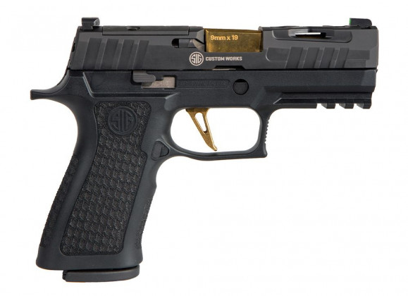 vista da destra, la pistola compatta Sig Custom Spectre P320 XCarry Series