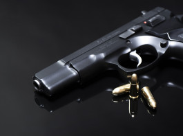 Calibro 9×19 in Italia: Senato approva, legge ora alla Camera Calibro 9x19 in Italia: pistola con munizioni 9x19