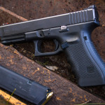 Calibro 9×19 per uso civile: la situazione alla Camera Calibro 9x19 per uso civile: pistola Glock con caricatore