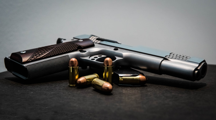 Proposte di legge sulle armi: pistola 1911 calibro .45 ACP