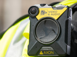 Bodycam per la polizia: le parole di Lamorgese Bodycam per la polizia