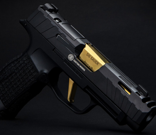 Sig Sauer P365XL Spectre Comp, la pistola microcompatta con carrello custom Sig Sauer P365XL Spectre Comp, la pistola microcompatta con carrello custom
