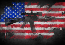 Mercato delle armi in America: la situazione a metà marzo Mercato delle armi in America: bandiera americana con M16