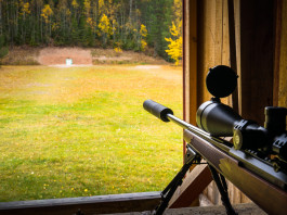 Moderatori di suono: non solo per il cinghiale Moderatori di suono per carabine al poligono