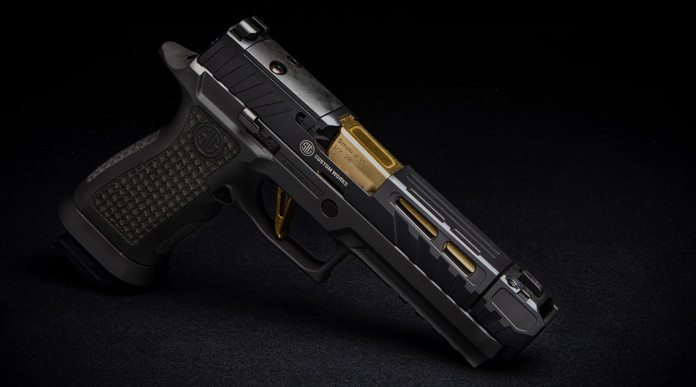 Sig Custom P320 Spectre Comp, una variante custom per la Sig Sauer P320