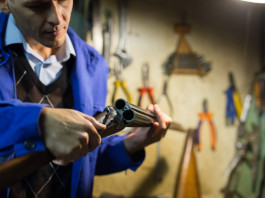 Corso Conarmi licenze armi ed esplodenti, iscrizioni aperte Corso Conarmi licenze armi ed esplodenti: armaiolo con doppietta