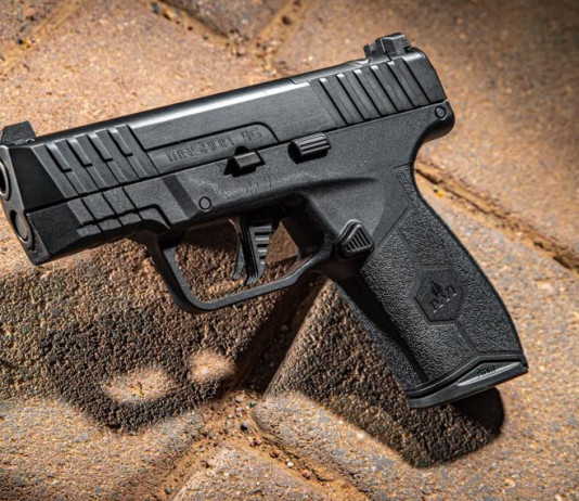 Iwi Masada Slim, la pistola compatta per il porto occulto Iwi Masada Slim, la pistola compatta per il porto occulto