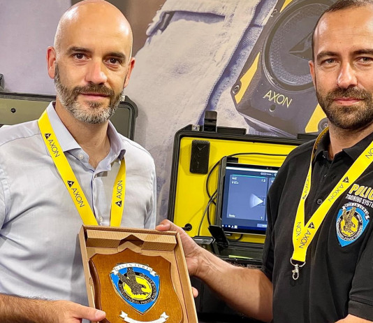Taser alle forze dell’ordine, accordo Axon-International police training system Taser alle forze dell’ordine, accordo Axon-International police training system
