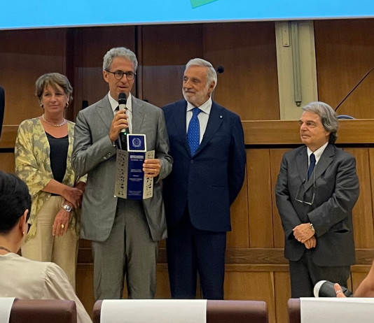 Beretta riceve il Premio dei premi per l’innovazione Beretta riceve il Premio dei premi per l’innovazione