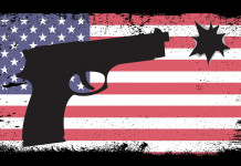 Mercato delle armi in America: la situazione a giugno Mercato delle armi in America: pistola stilizzata su sfondo di bandiera americana