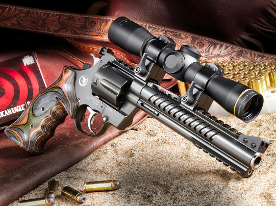ottica installata sul revolver 44 magnum nighthawk nxr hunter