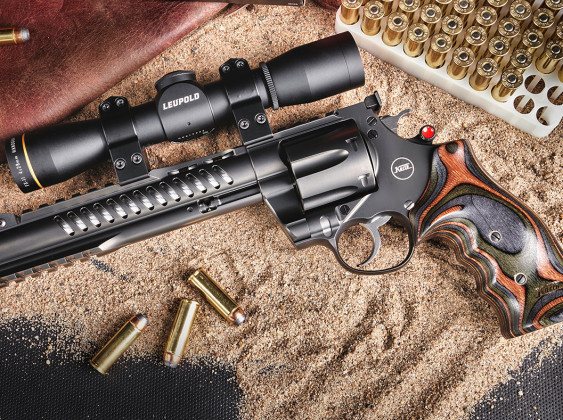 revolver nighthawk nxr hunter con ottica