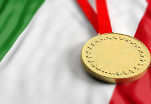 Coppa del mondo di tiro a segno: finalmente oro per l’Italia Coppa del mondo di tiro a segno: medaglia d'oro su bandiera italiana