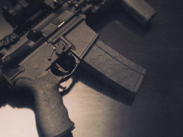 Quanto fanno incassare le carabine semiautomatiche in America? Quanto fanno incassare le carabine semiautomatiche in America: carabina stile Ar-15