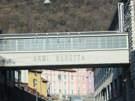 Ecco le prospettive di Beretta Holding Ecco le prospettive di Beretta Holding: fabbrica Beretta a Gardone Val Trompia