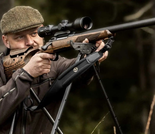 Sauer 101 Silence Gti, la bolt-action con moderatore di suono integrato Sauer 101 Silence Gti, la bolt-action con moderatore di suono integrato