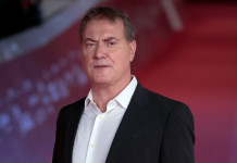 La satira sulle armi in Boris 4 La satira sulle armi in Boris 4: Corrado Guzzanti sul red carpet