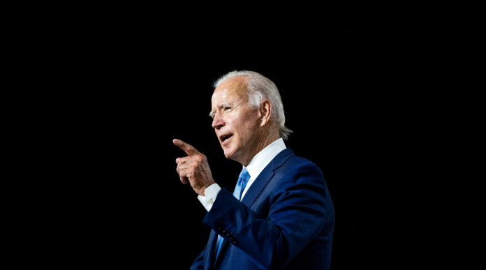 Armi d’assalto, Biden rilancia