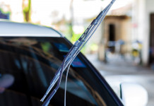 Lite stradale e porto d’armi: la sentenza Lite stradale e porto d’armi: tergicristallo rotto