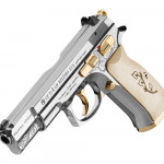 sulla canna, la pistola da collezione Cz 75 Order of the white lion