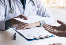 Certificato medico per detenzione di armi e personalità: la sentenza Certificato medico per detenzione di armi e personalità: medico porge documento