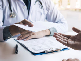 Certificato medico per detenzione di armi e personalità: la sentenza Certificato medico per detenzione di armi e personalità: medico porge documento