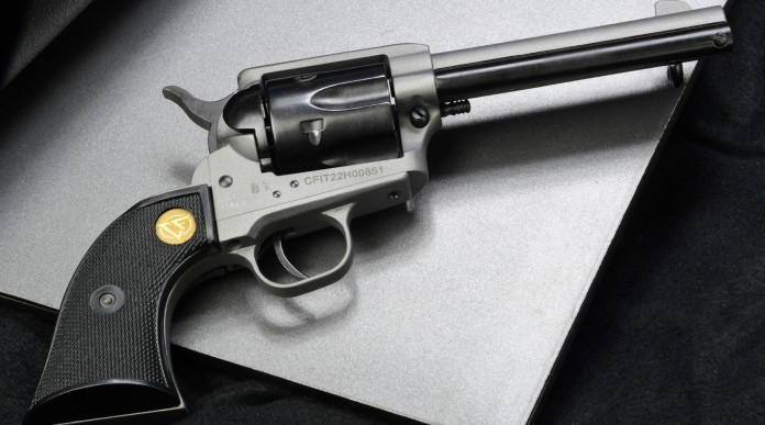 Nuova finitura per il revolver Chiappa Saa 1873-22
