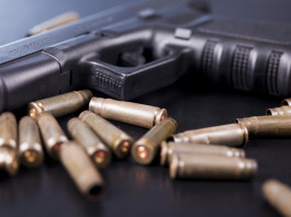 Denuncia di munizioni, la circolare della questura di Roma Denuncia di munizioni: pistola con munizioni