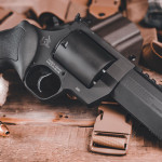 Il revolver Taurus Raging hunter in calibro .500 S&W