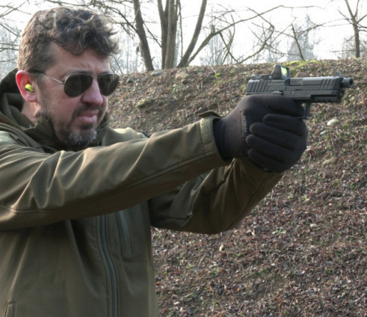 Iwi Masada Tactical cal. 9×19, presentazione e prova a fuoco Iwi Masada Tactical cal. 9×19, presentazione e prova a fuoco