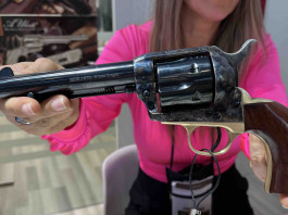 Uberti 1873 Cattleman II Brass, il western adotta il 9 mm Uberti 1873 Cattleman II Brass, il western adotta il 9 mm