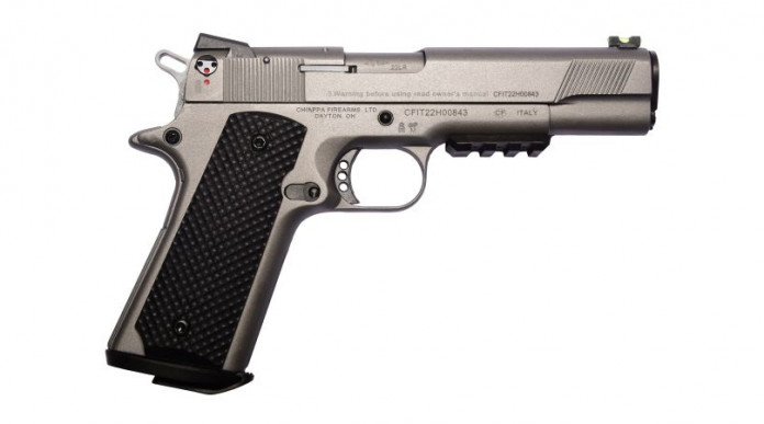 Chiappa 1911-22 Tactical, la pistola 1911 calibro .22 lr