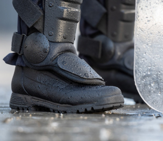 Gore-Tex Professional Extraguard, per le calzature delle forze dell’ordine Gore-Tex Professional Extraguard, per le calzature delle Forze dell’ordine