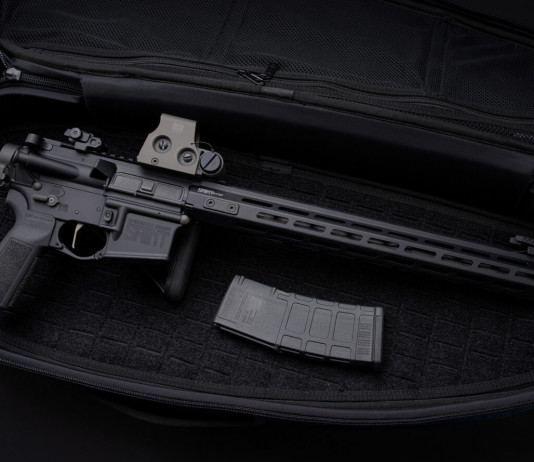 La Springfield Armory Saint Victor ora con calcio tattico pieghevole La Springfield Armory Saint Victor ora con calcio tattico pieghevole