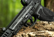 La pistola polimerica Smith & Wesson M&P M2.0 10 mm anche Performance center La pistola polimerica Smith Wesson M&P M2.0 10 mm anche Performance center
