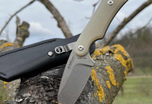 Mercury Kali, coltello a lama fissa piccolo ma con le spalle larghe Mercury Kali, coltello a lama fissa piccolo ma con le spalle larghe