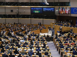 Parlamento europeo approva atto su produzione di munizioni Parlamento europeo approva atto su produzione di munizioni