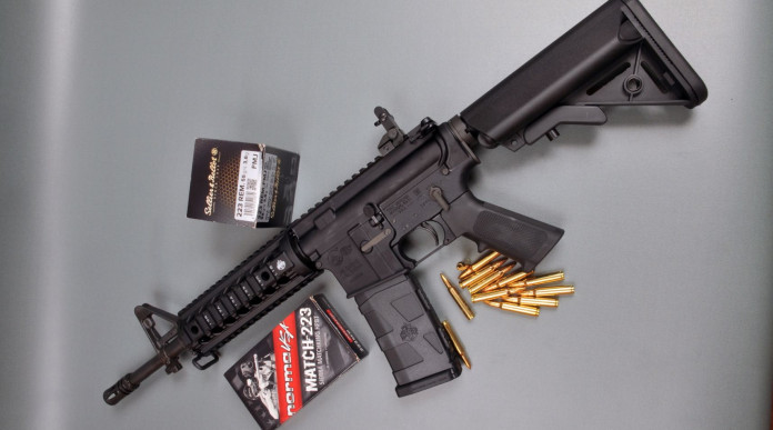 Colt Defense M4 Navy calibro .223 Rem, nata per i Navy Seals