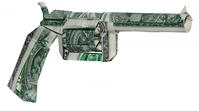 Mercato delle armi in America: pistola origami con dollari in banconota