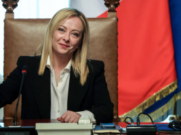 Pacchetto sicurezza: quale stretta sulle armi? Pacchetto sicurezza: quale stretta sulle armi: Giorgia Meloni presiede il consiglio dei ministri