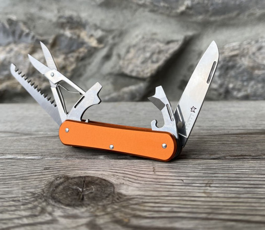 Fox Vulpis, il multitool parla italiano Fox Vulpis 1