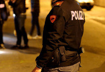 Quanti omicidi in Italia nel 2023? Quanti omicidi in Italia nel 2023? agente di polizia