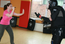 Spray al peperoncino: un workshop dedicato alla difesa Un workshop dedicato alla difesa con lo spray al peperoncino