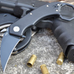 Böker Hel, karambit dalla leggerezza infernale