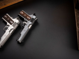 La Springfield Armory Garrison s’accorcia La Springfield Armory Garrison s’accorcia